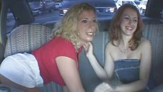 Best porn :  Manadio ny tranon-dralehilahy sy mankafy ny karama ara-nofo XXX videos 