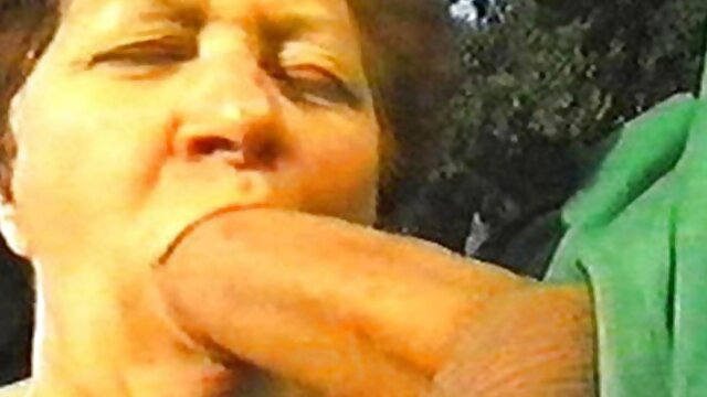 Best porn :  Ny MILF mafana dia faly mahafa-po ny tsindrona mafy ataon'ny tanora XXX videos 