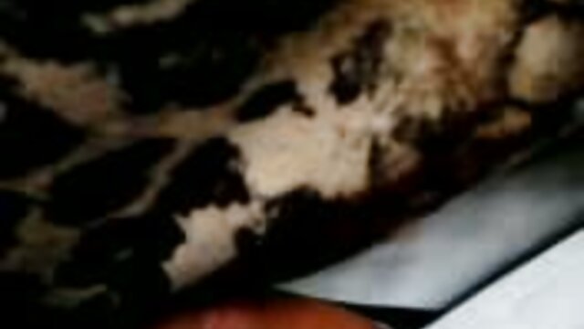 Best porn :  Ny akoho vavy slutty dia manadala lehilahy hafa raha toa ka voatery mijery ny BG XXX videos 