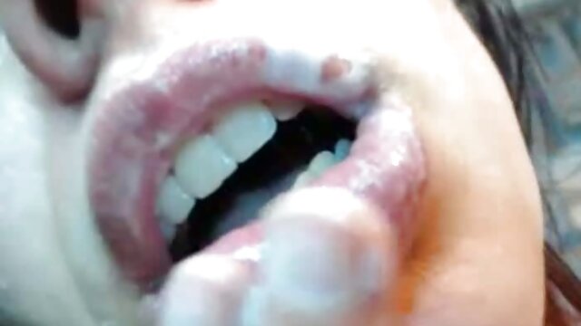 Best porn :  Blonde MILF, be nono, dia mahazo voky vola kely XXX videos 